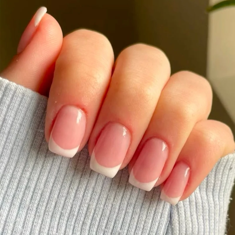 Französische Tipp-Gel-Nagelverstärkungen