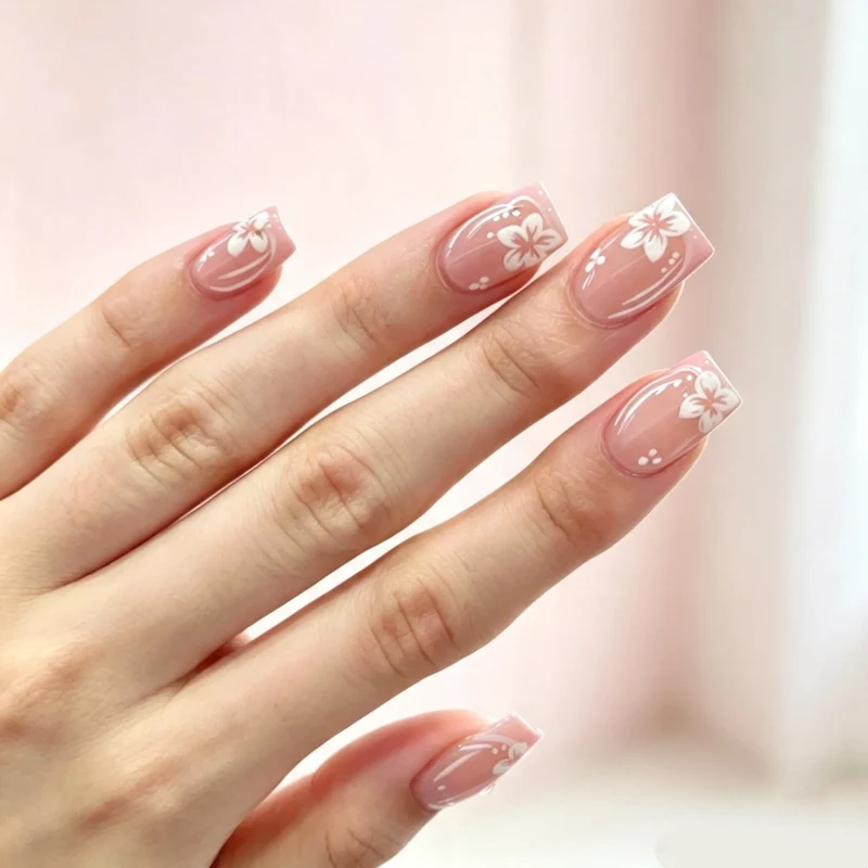 Florales Nageldesign Extensions