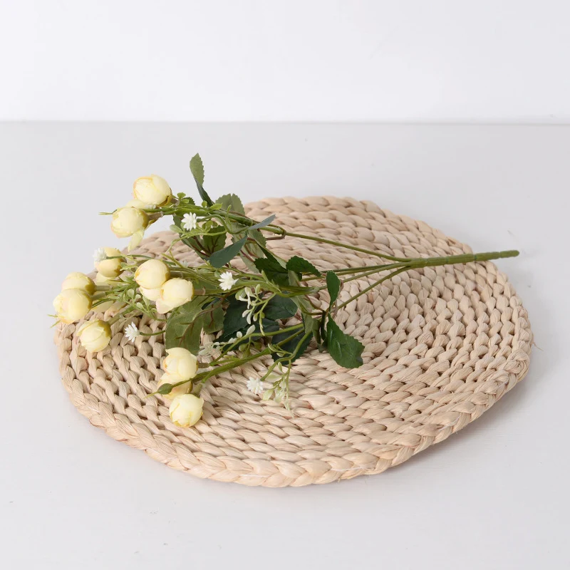 Elegante Kunstfleurige Rosenstängel