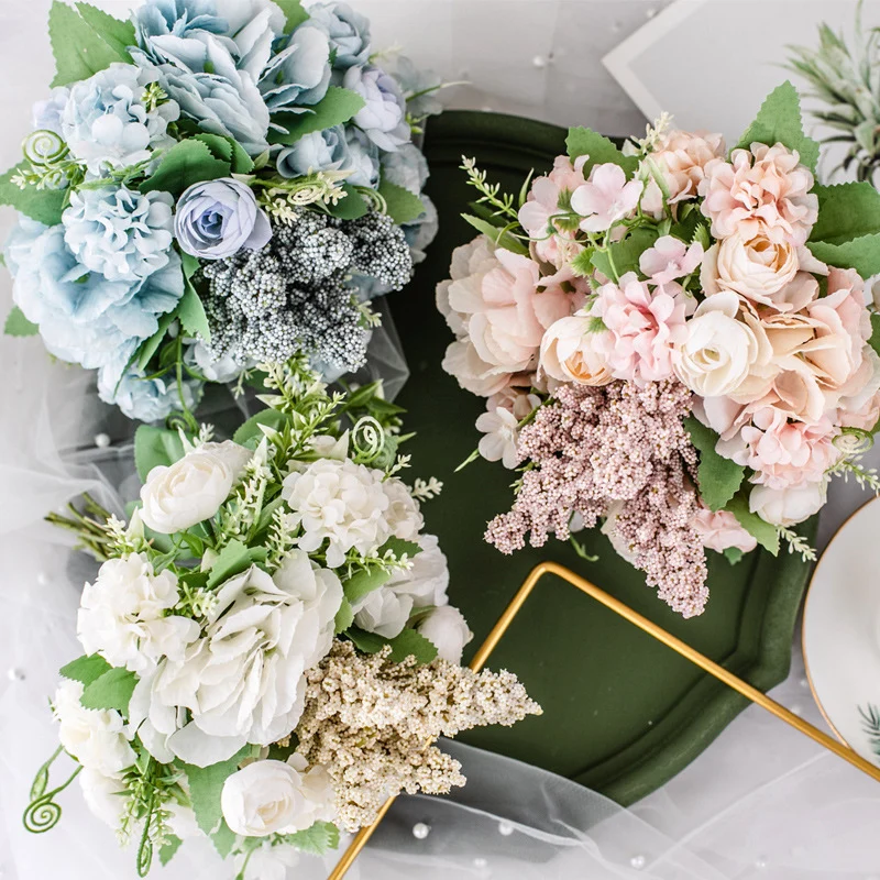 Dekorative Blumenarrangement