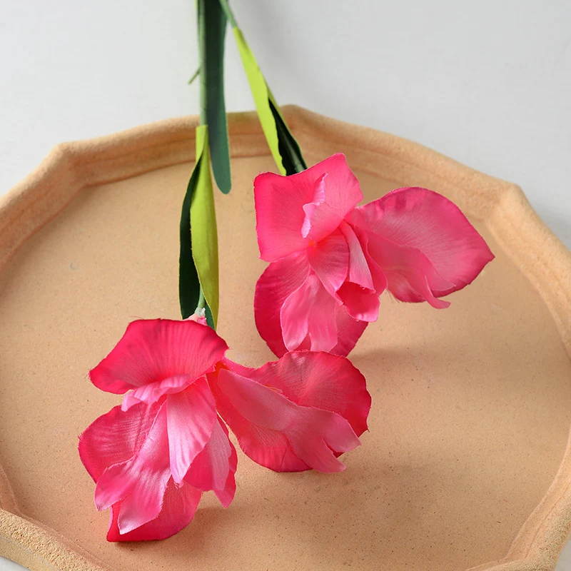 Elegante künstliche Orchideenstängel Dekoration