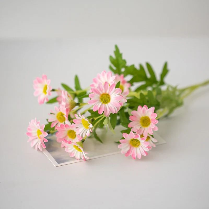 Lebensechte Blumenanzeige
