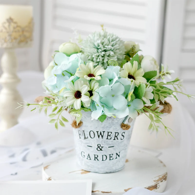 Modernes Blumenarrangement