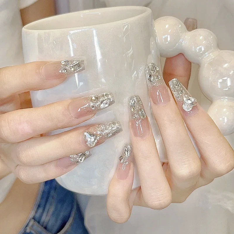Elegante Stiletto-Nagelkunst-Verstärkungen