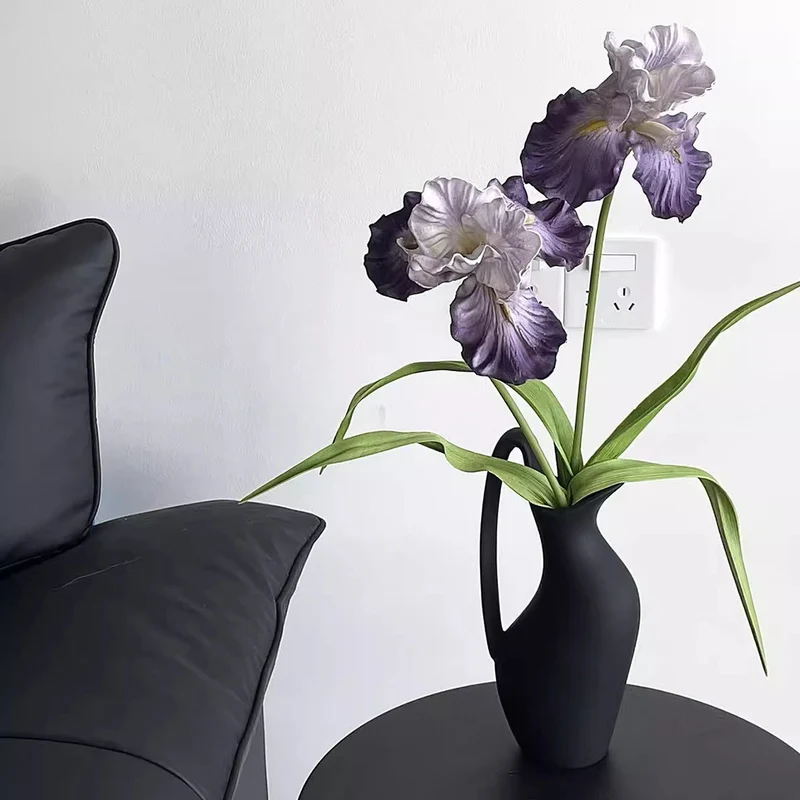 Dekorativer Iris-Blumenstiel