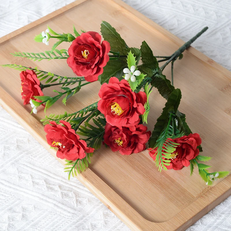 Dekoratives Kunstblumenstrauß