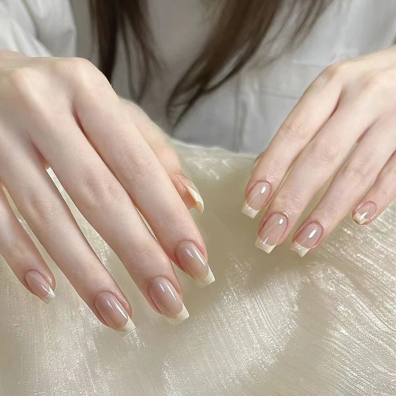 Elegante Französische Spitze Nagelkunst Verlängerungen