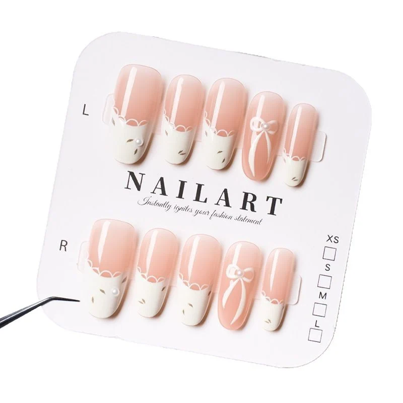 Elegantes dekoratives Nagelkunstset