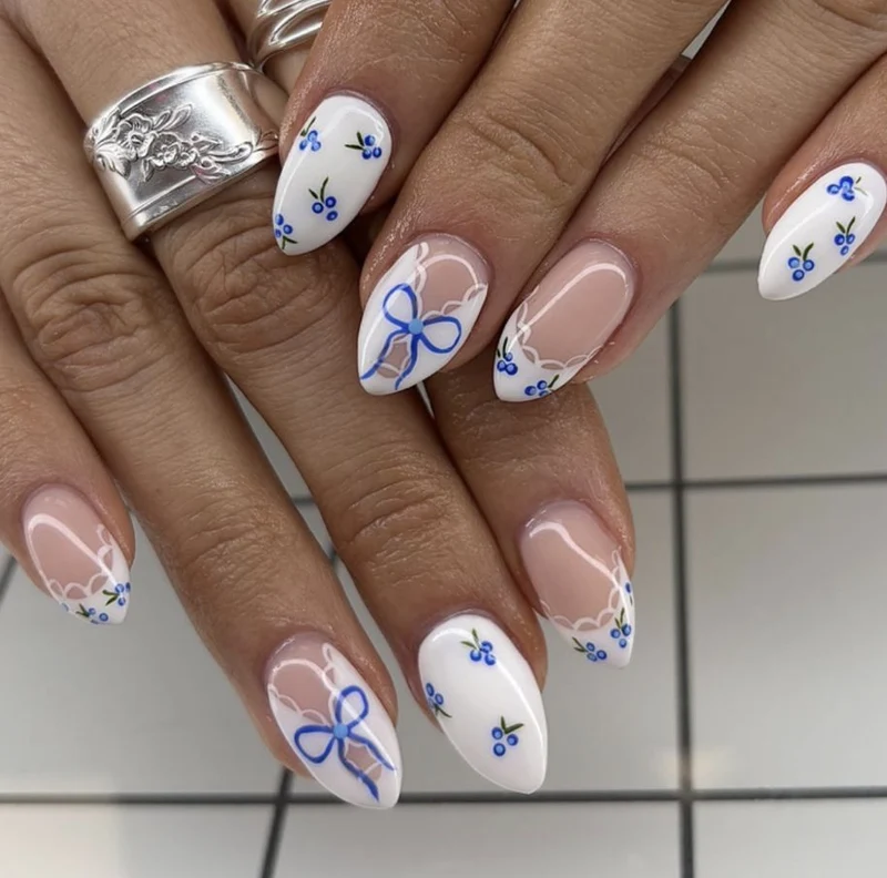 Festliches Feiertags-Nagelkunst-Set