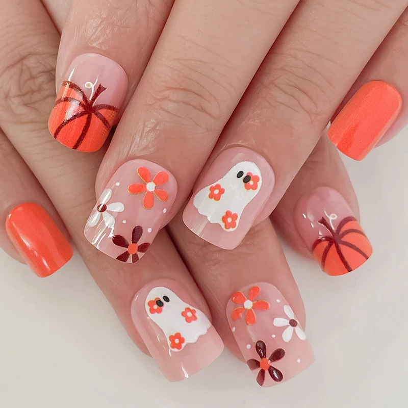Festliche Halloween-Themen Nagelkunst Verbesserungen