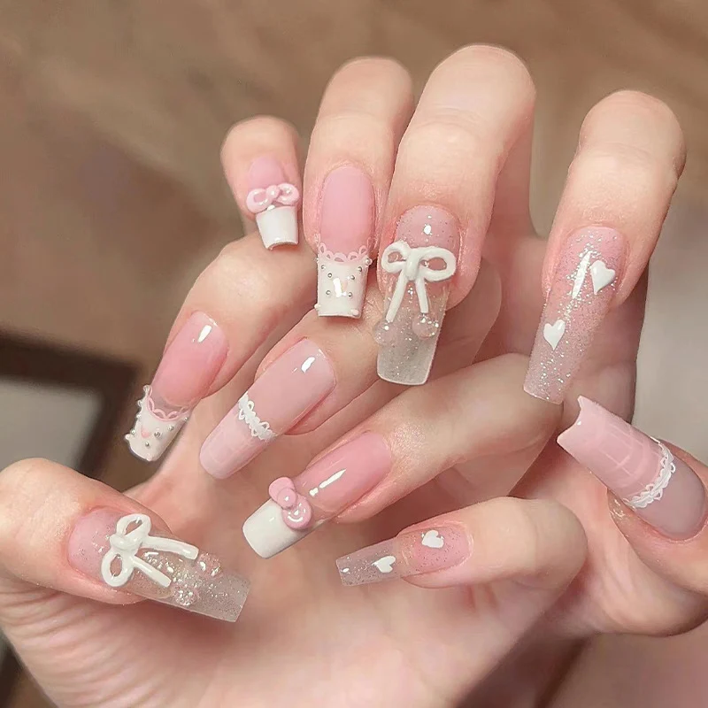 Elegantes, mit einer Schleife verziertes Press-On-Nagel-Set
