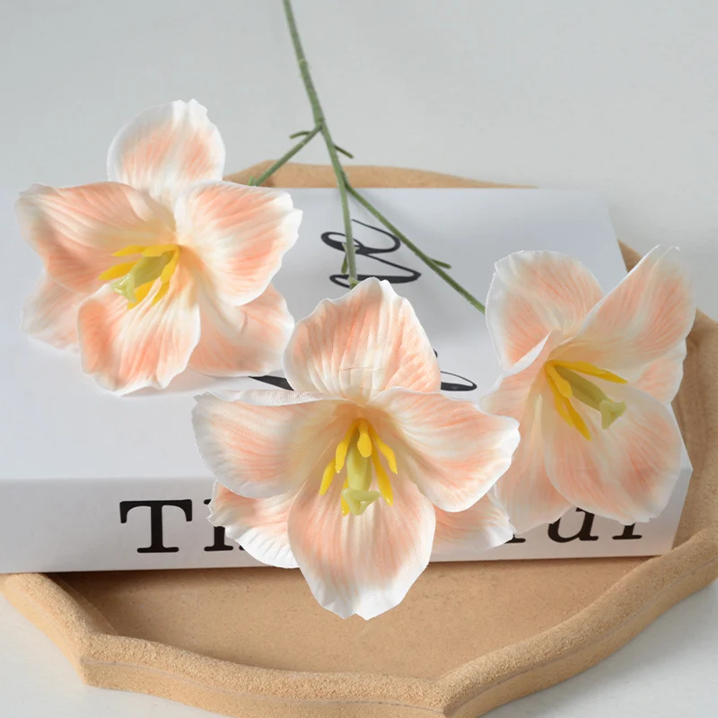 Dekorative Kunst-Tulpenstängel Bouquet