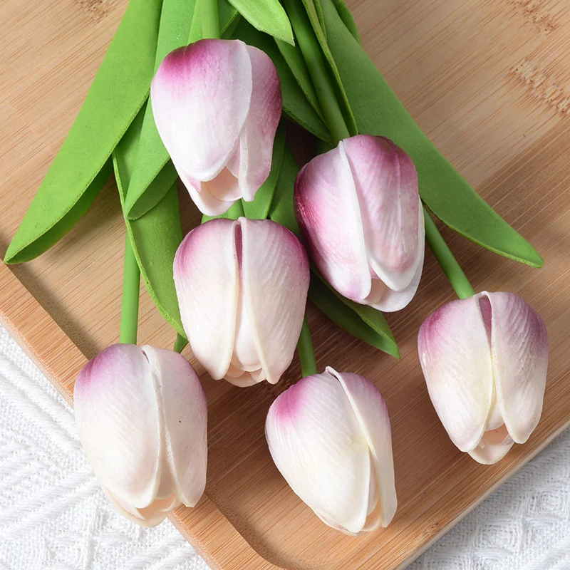 Realistischer Künstlicher Tulpenstrauß