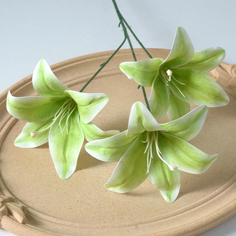 Dekorative Künstliche Lilienblumenanordnung