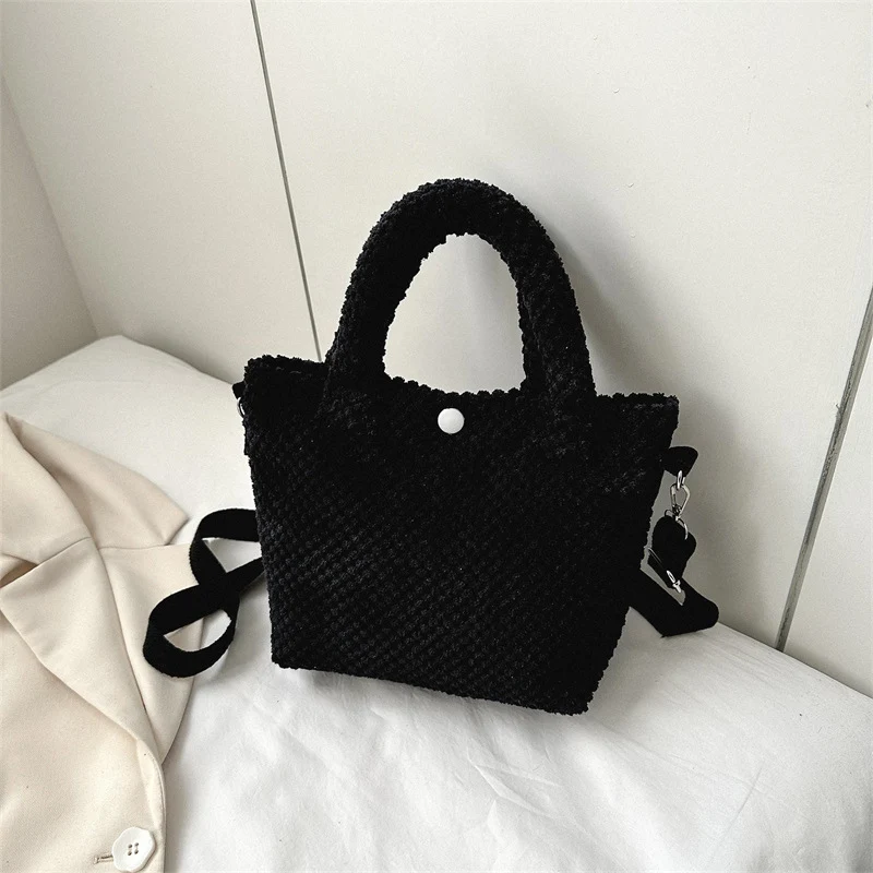 Stylische weiche Stoffhandtasche