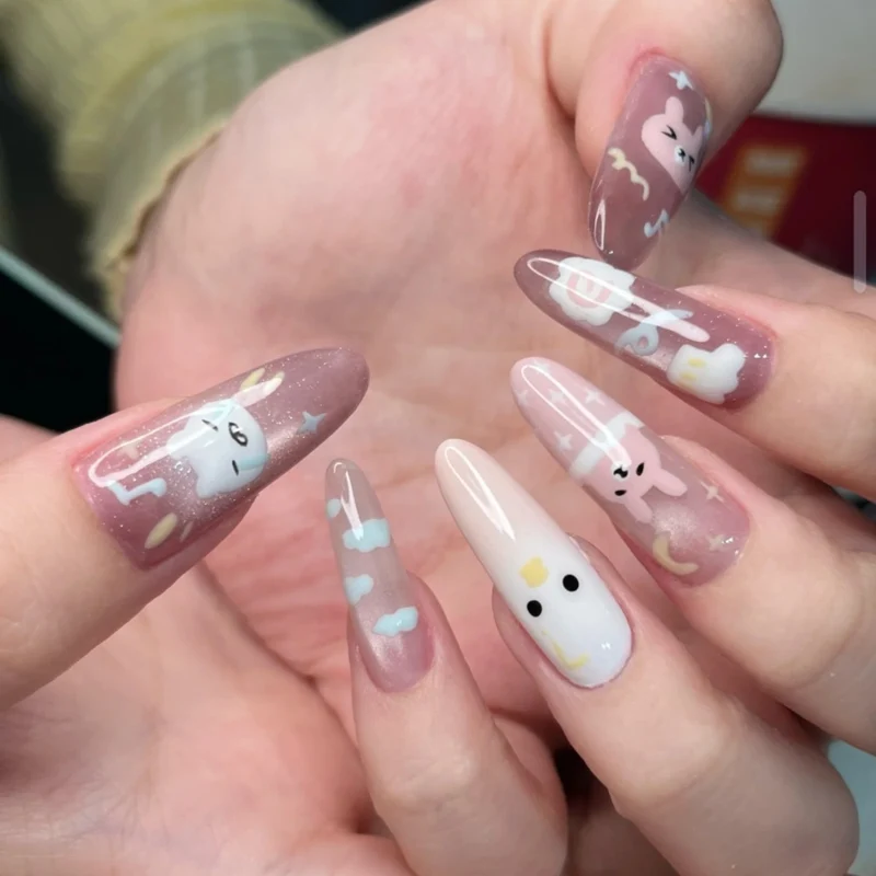 Elegante lange Stiletto-Nagelverstärkungen