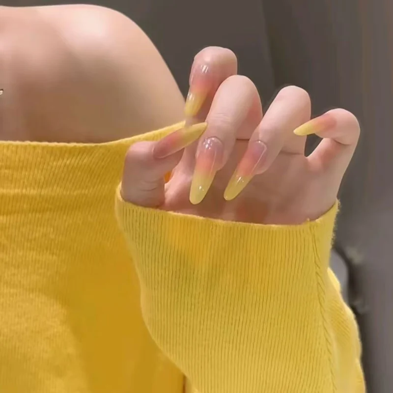 Elegante lange Stiletto-Nagelverstärkungen