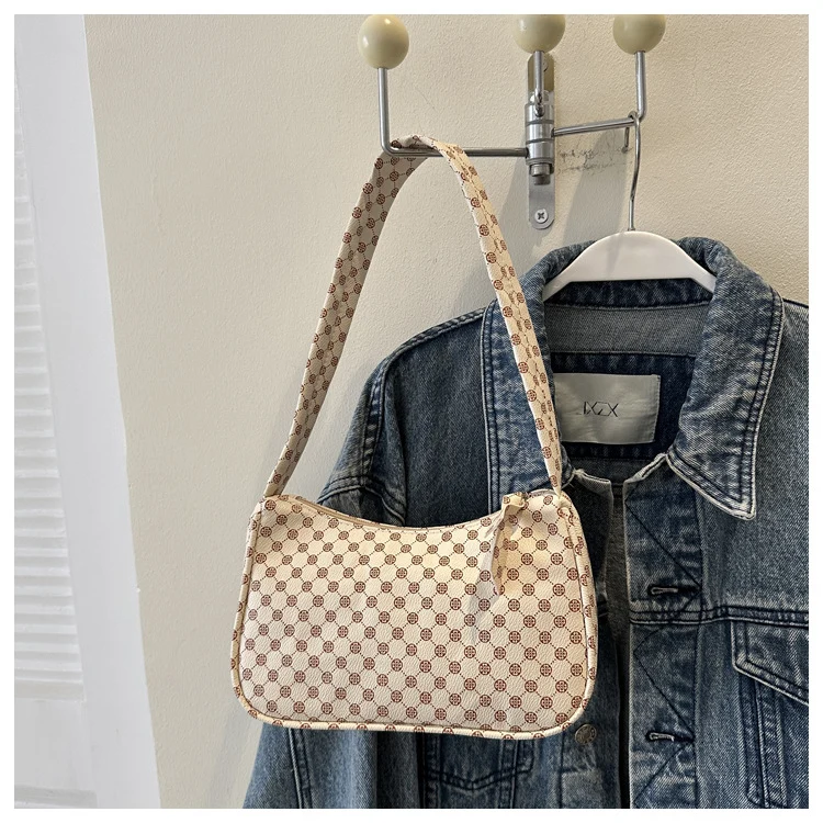 Stylische karierte Schultertasche