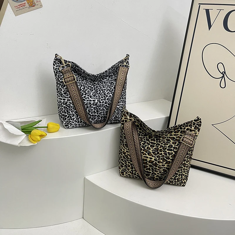 Stylische Tierdruck Schultertasche