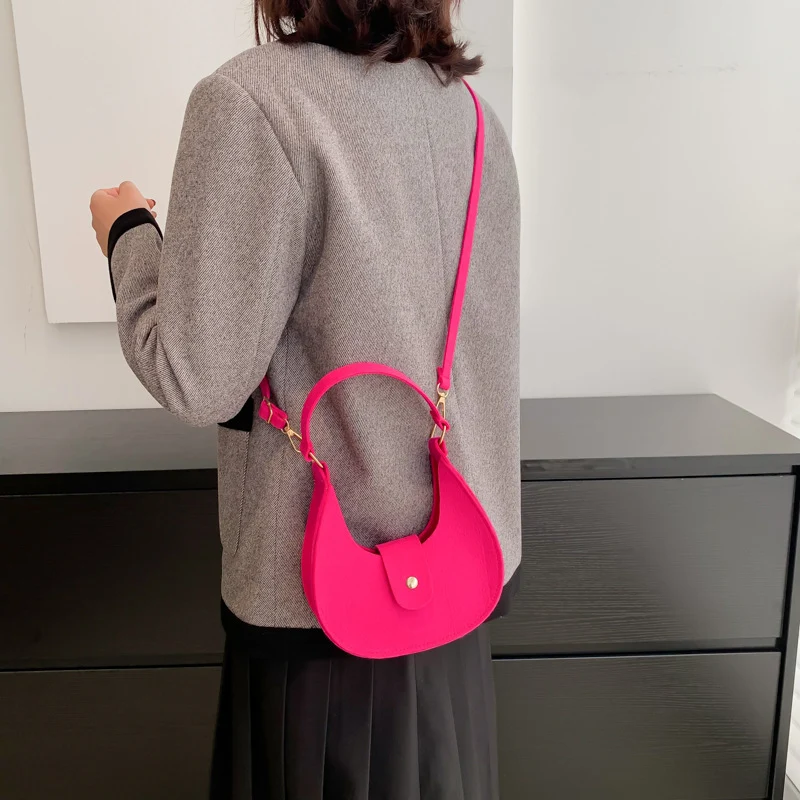 Statement Mini Schultertasche