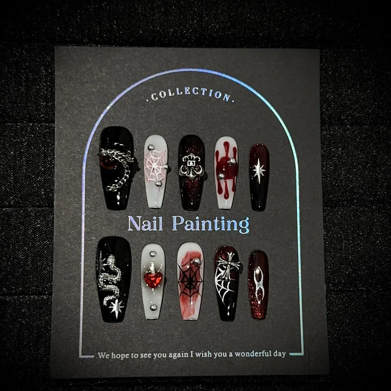 Gothic-inspirierte Press-On Nagelkunst Set mit 3D-Verzierungen
