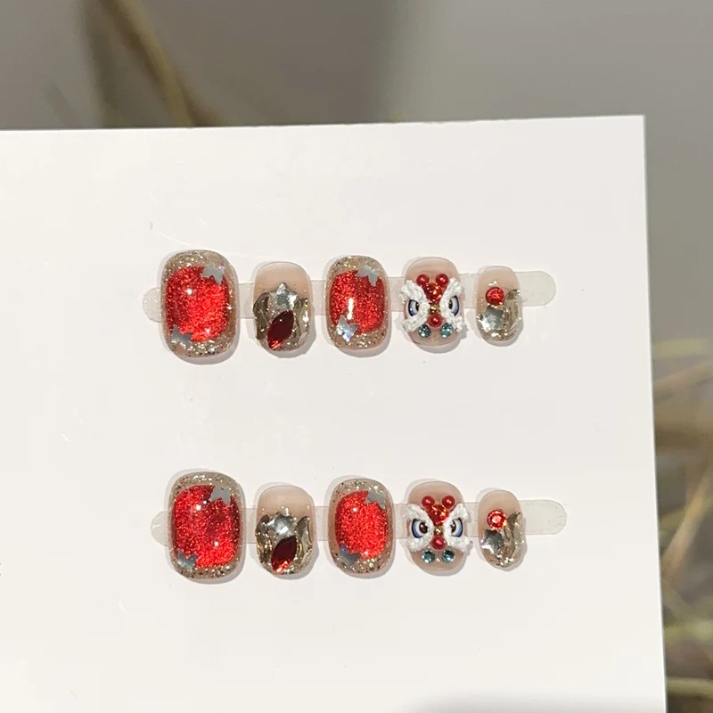 Glitzerndes, mit Charakter verziertes Press-On-Nagel-Set