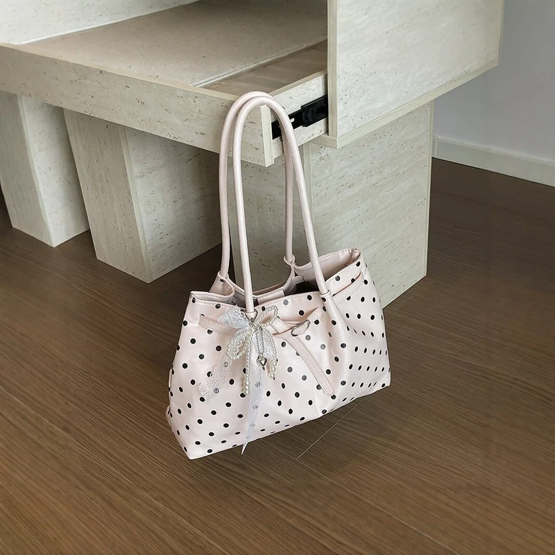 Punkte strukturierte Handtasche