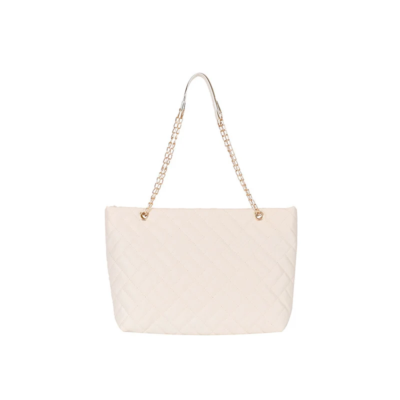 Elegante gesteppte Tote mit Kettenhenkeln