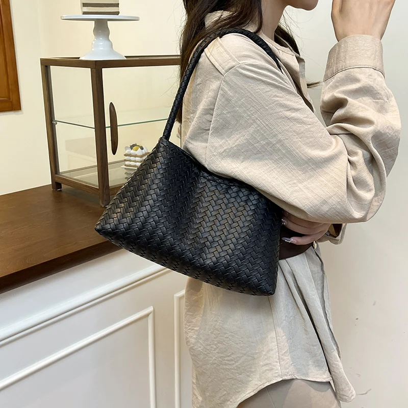 Moderne Geflochtene Schultertaschen Set