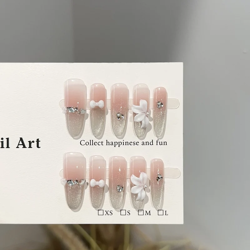Glamorous Press-On Nagelkunst