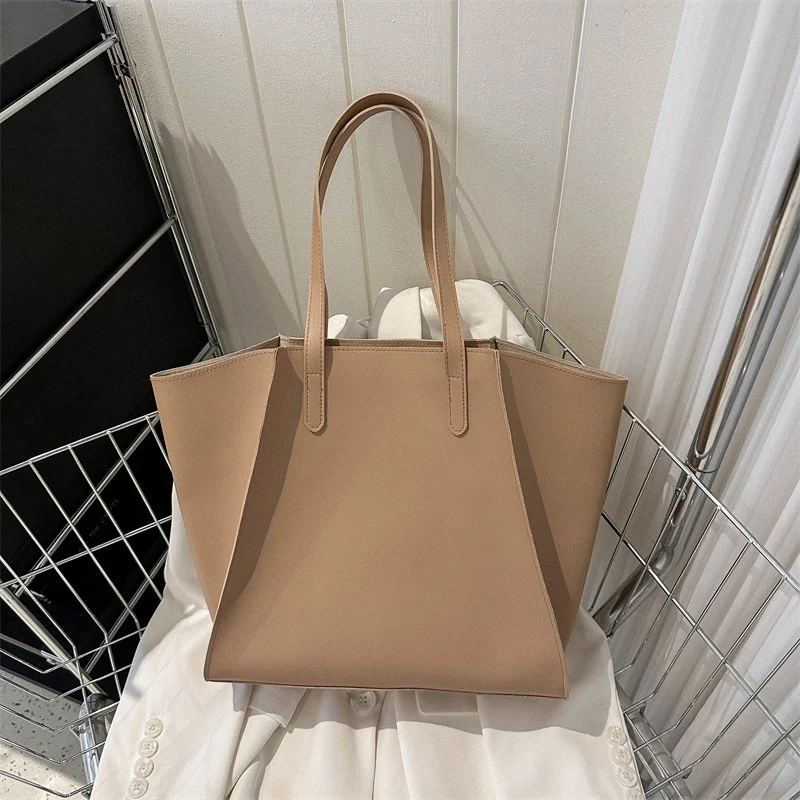 Minimalistisch Strukturierte Tote