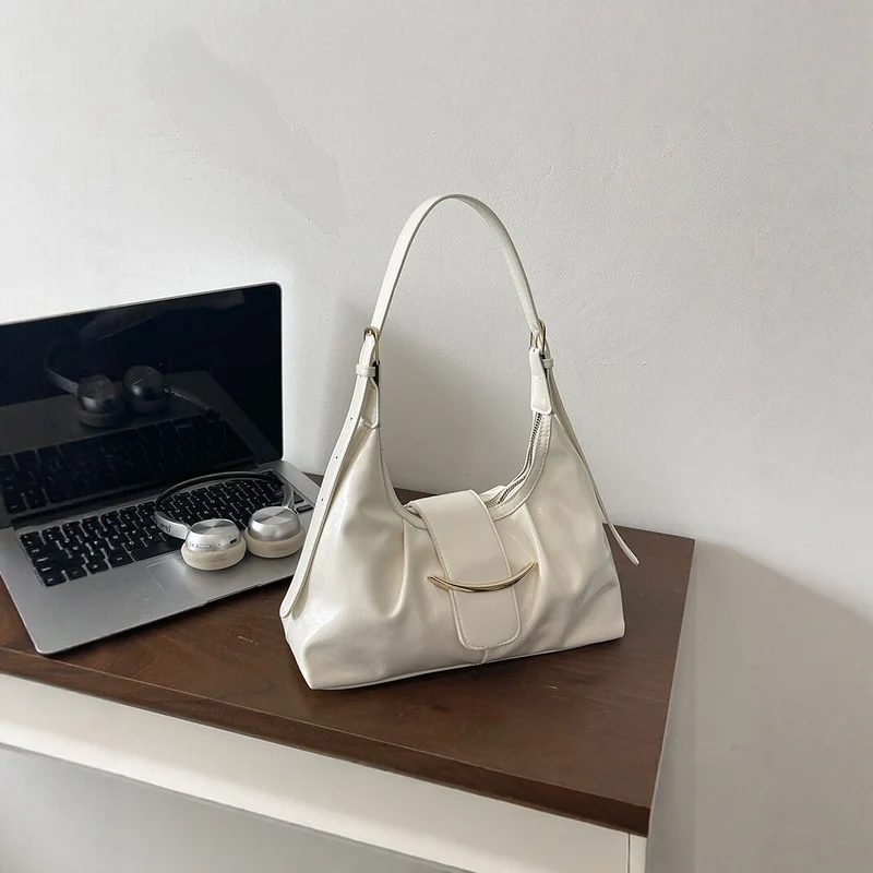Glänzende Glamour-Handtasche