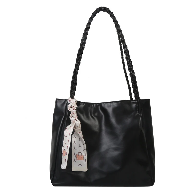 Glänzende Kunstleder Shopper Tasche mit geflochtenen Trägern