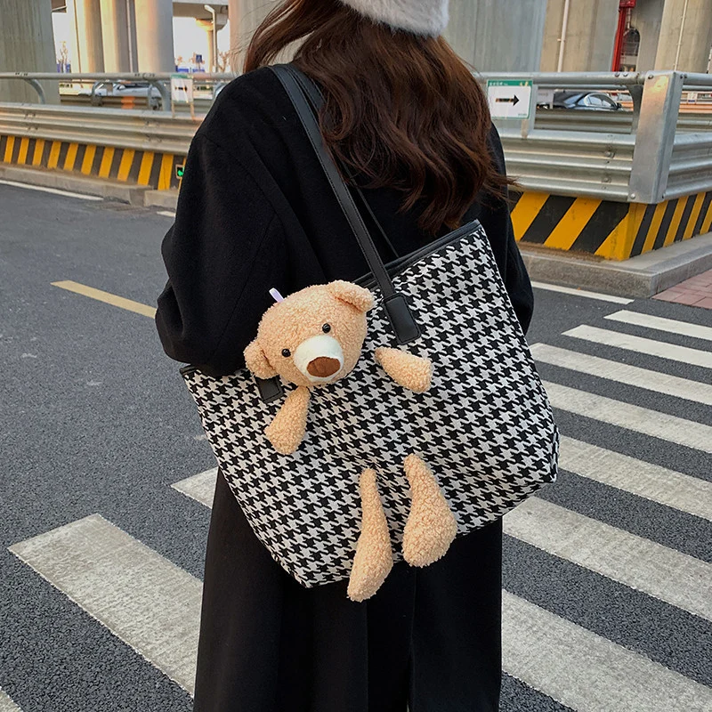 Fun Plush Bear Handtasche mit Griff