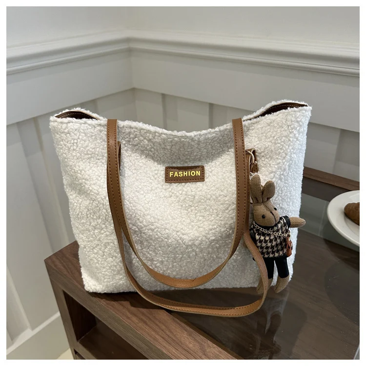 Gemütliche Texturierte Handtasche
