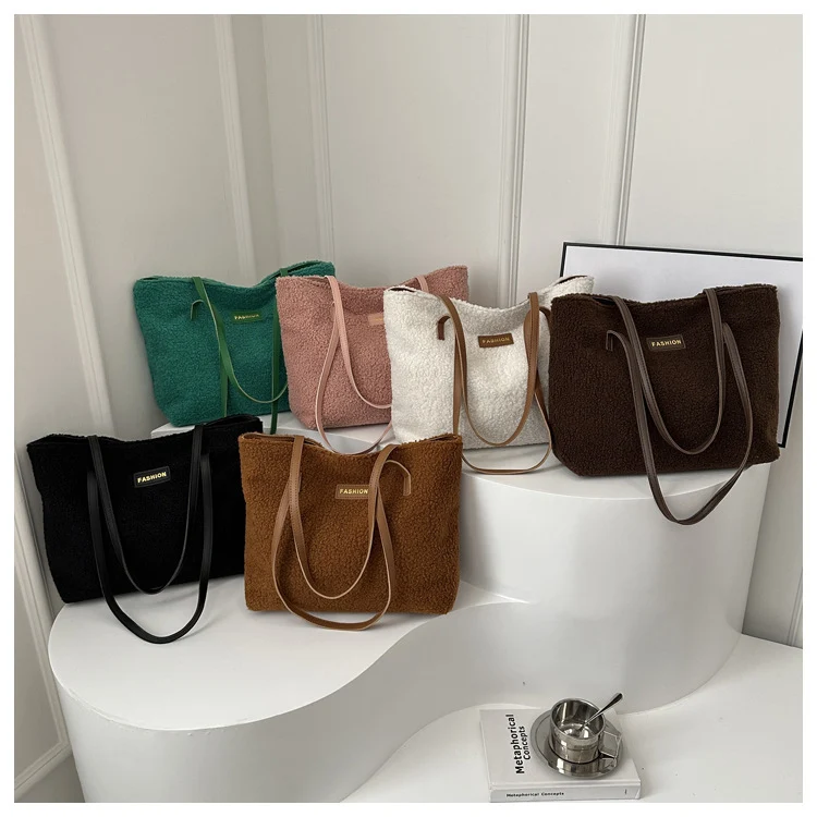 Gemütliche Texturierte Handtasche