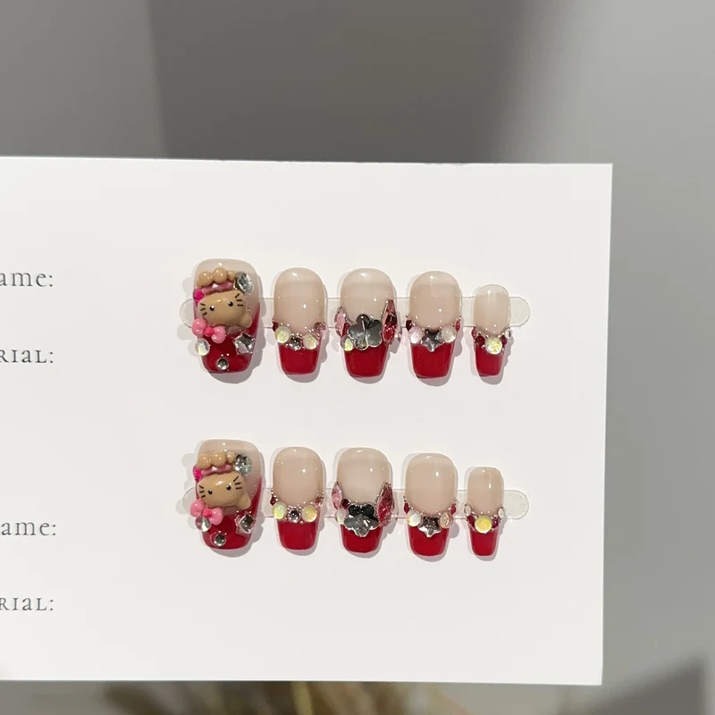 Dekoratives Press-On Nagelkunst Set