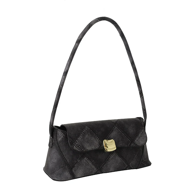 Strukturierte Handtasche