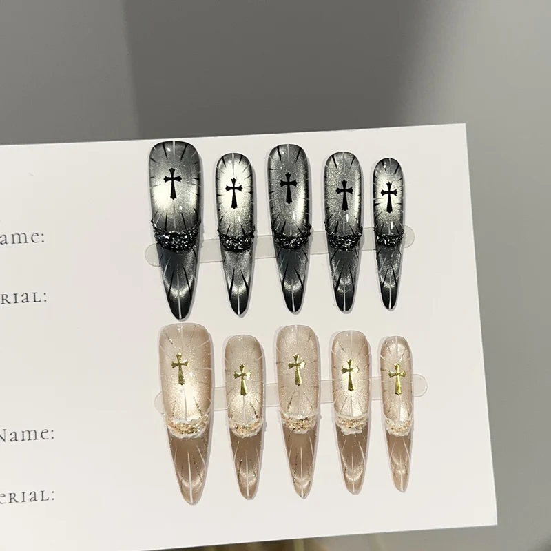 Elegante gotische Kreuz-Themen Press-On Nagel Set