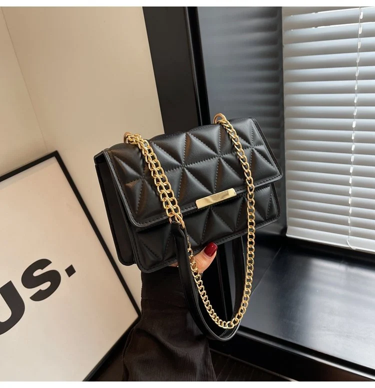 Gepolsterte Mini-Handtasche