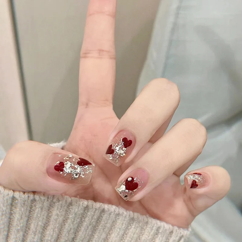 Dekorative Nagelkunst