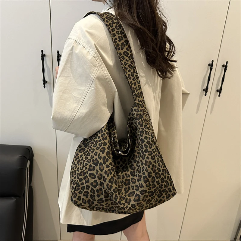 Leopardenmuster Schultertasche