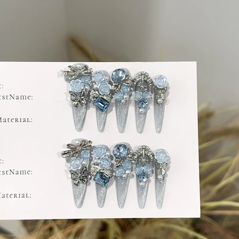 Dekoratives Blumen-Haarspangen-Set