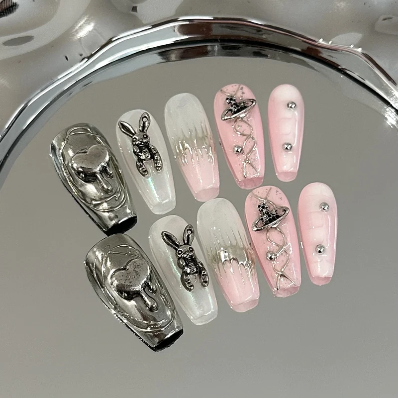 Dekorative Fantasy-Themen Press-On Nagelkunst