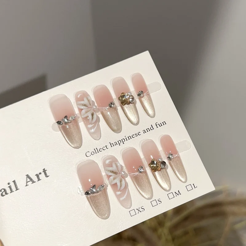 Kreatives Floral Nagelkunst Set