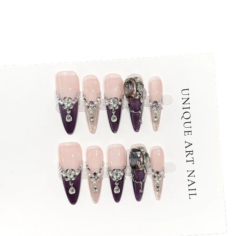 Dekorative Stiletto Press-On Nagelset