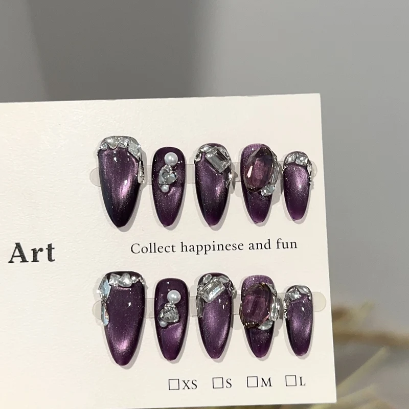Dekoratives Strass-Akzent Press-On Nagelset