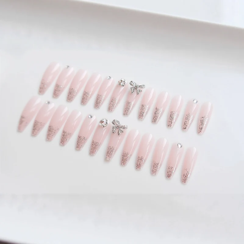 Glamouröse Glitzer-Presse-Nagel-Set