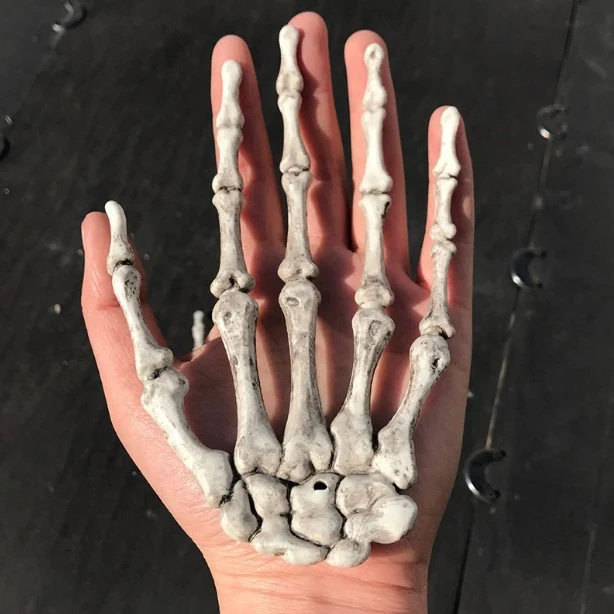 Dekorative Skelett-Hand-Wandkunst Brehn