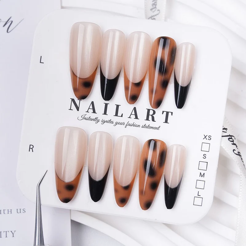 Dekorative Press-On Nagelset